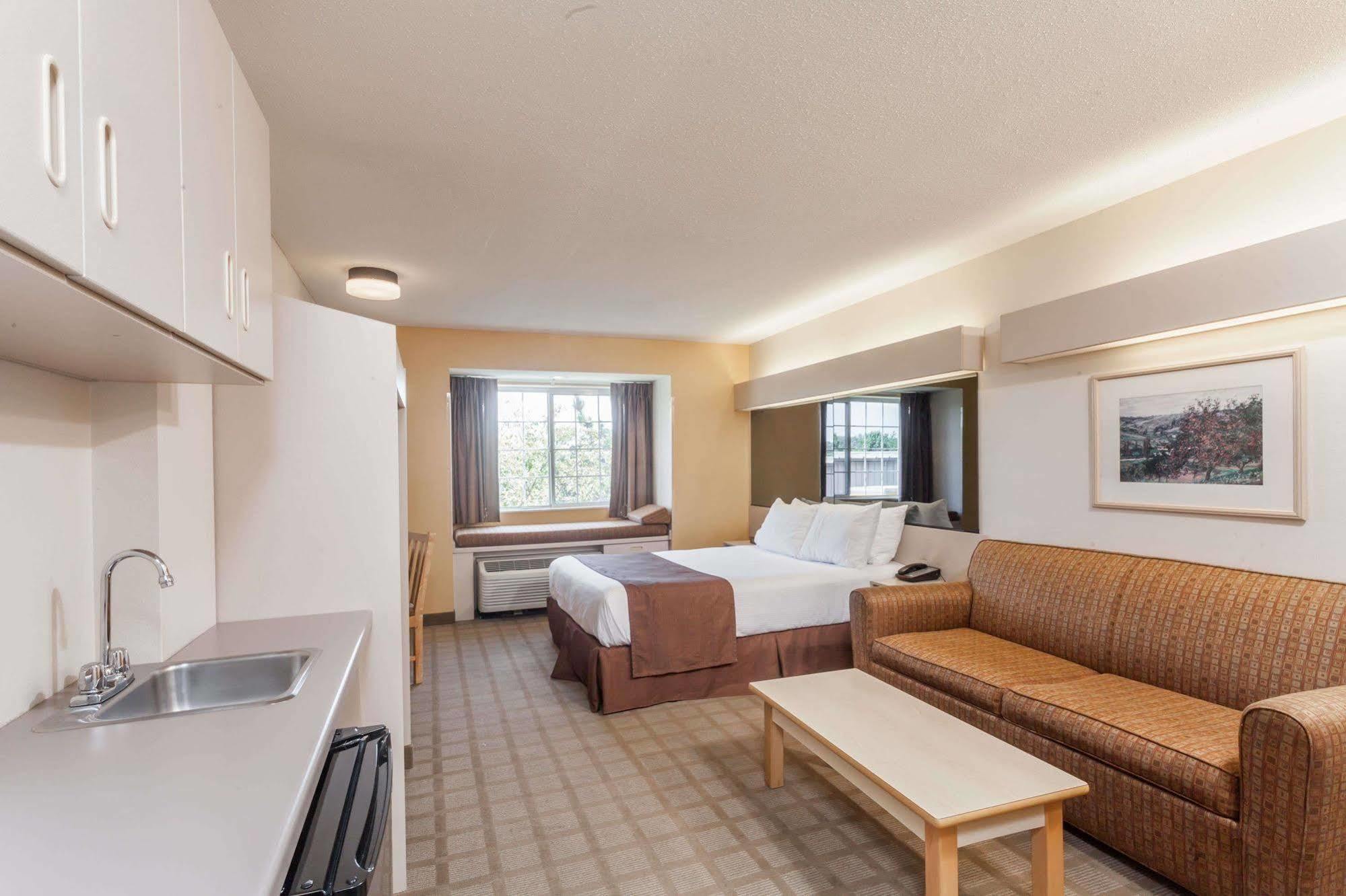 Microtel Inn & Suites By Wyndham Nashville Exterior foto